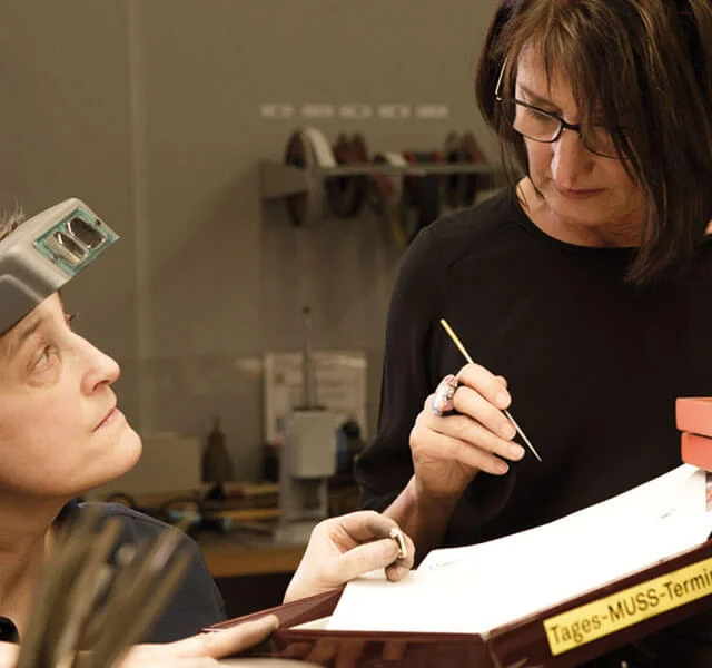 pages.aboutJewelryManufacturing