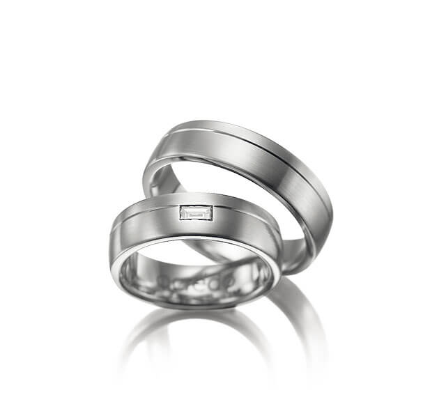 Modernes Palladium-Weißgold